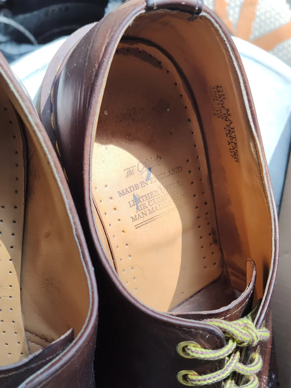 DR. MARTENS Brown Crazy Horse Leather OXFORDS, Men's 10, Air Cushion Soles